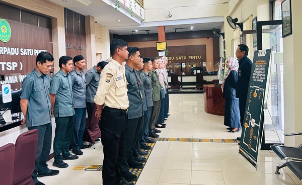 briefing6.jpg