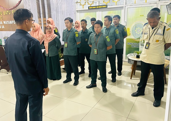 briefingpanmud15.jpg