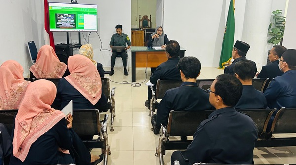 rapat1.jpg
