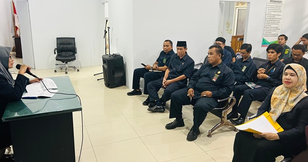 rapat2.jpg
